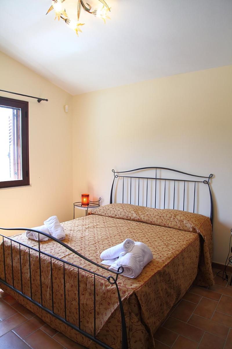 Sikelios Apartments Cefalu Bagian luar foto