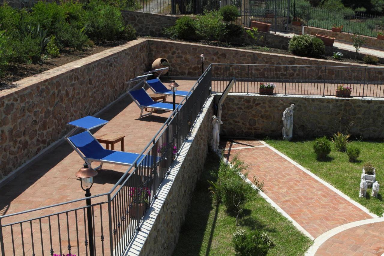 Sikelios Apartments Cefalu Bagian luar foto