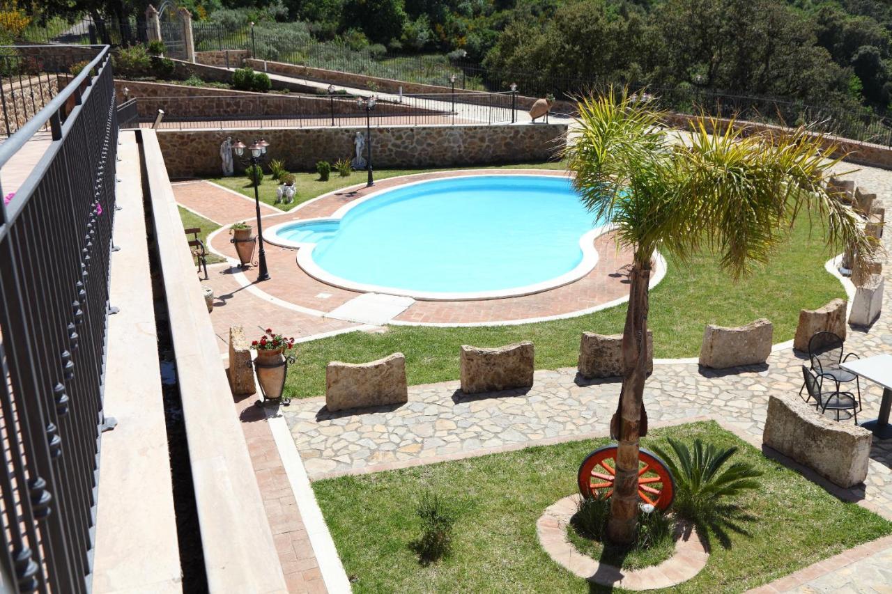 Sikelios Apartments Cefalu Bagian luar foto