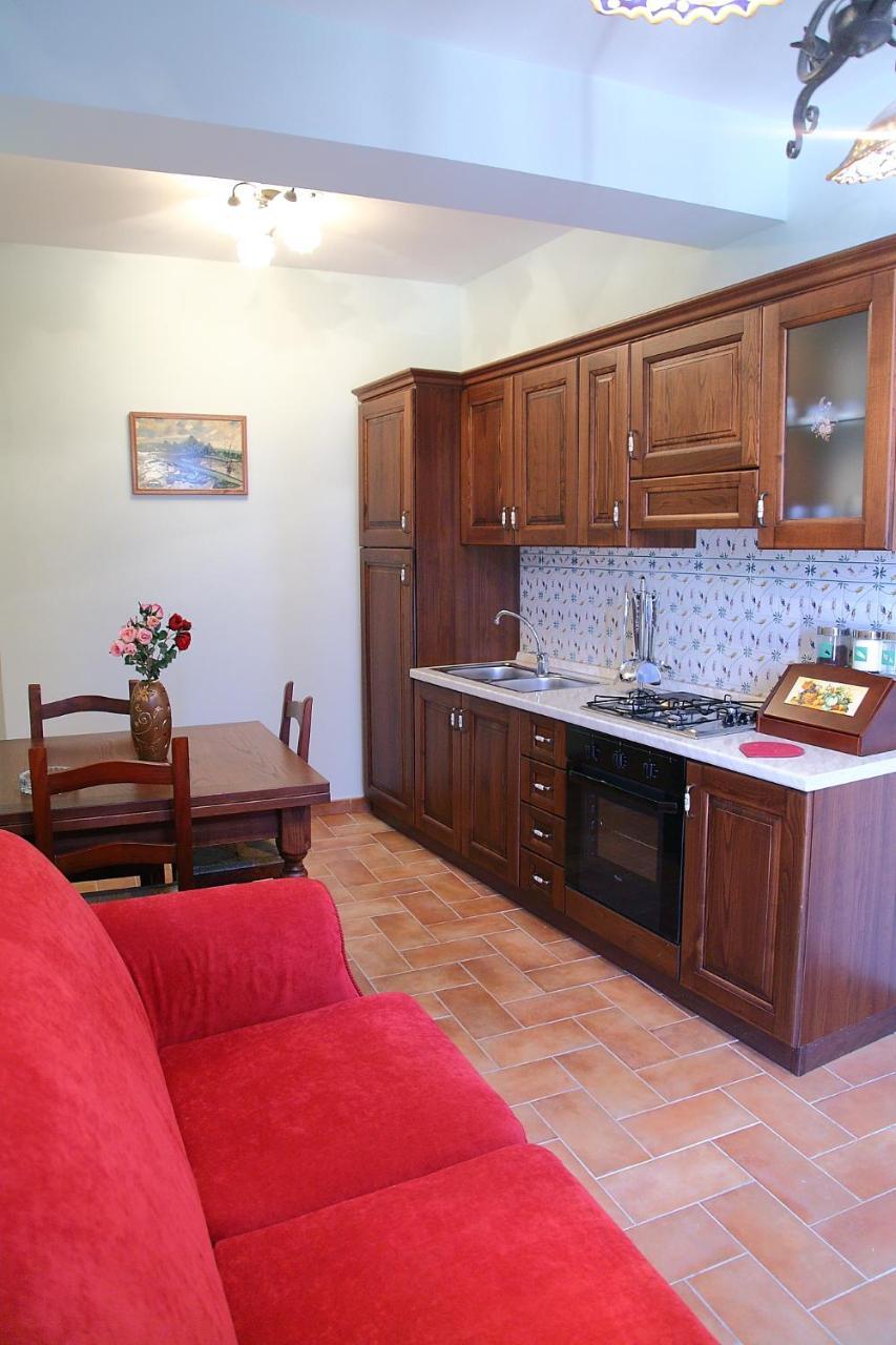 Sikelios Apartments Cefalu Bagian luar foto